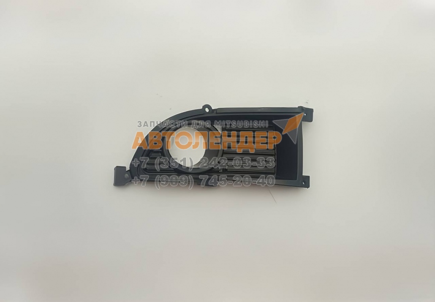 Заглушка ПТФ правая под туманку для MITSUBISHI Lancer IX 05-07